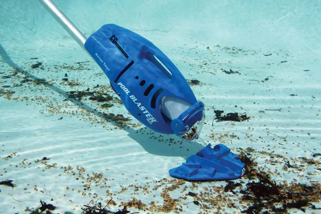 Water Tech Pool Blaster Max CG Handheld Battery Cleaner Swimming Pool/Spa Vacuum